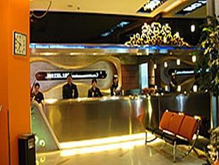 168 Xincun Road Subway Station Ganquan Park Branch Hotel Shanghai